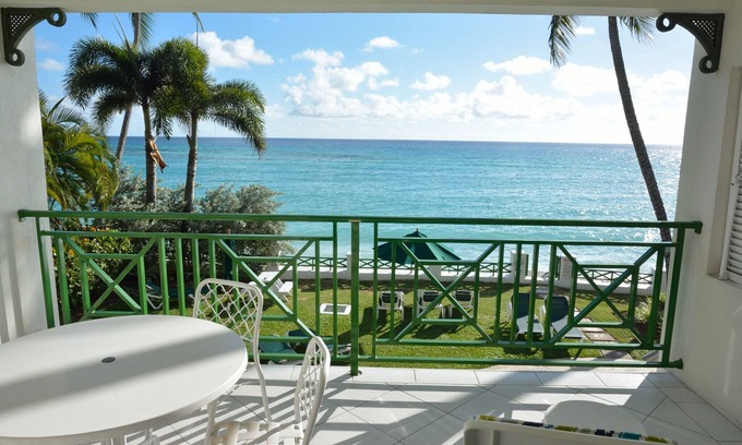 Worthing Apartamento | Relájate en la hermosa playa de Worthing, Barbados