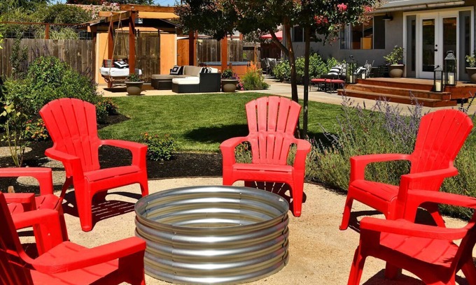 Sonoma Casa | Recientemente completado Sonoma Vacation Getaway cerca de la plaza, pero en el país