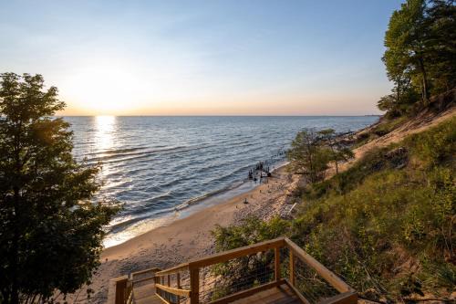 Norton Shores Casa | Relax on Lake Michigan at Tranquil Shores