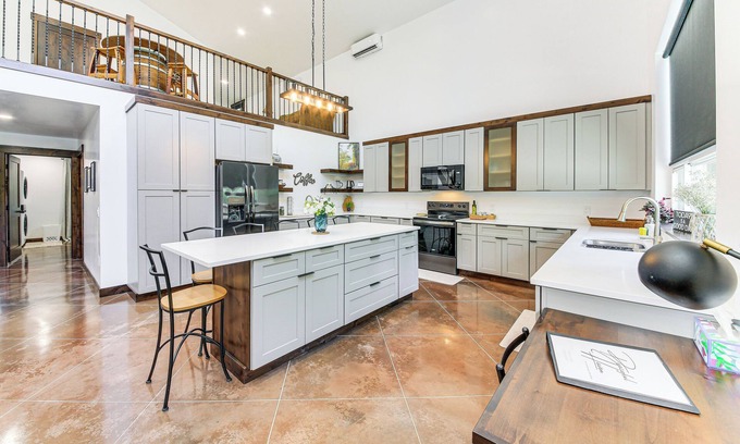 Boundary County Cabaña | Relax, Reconnect & Explore: Modern Idaho House!