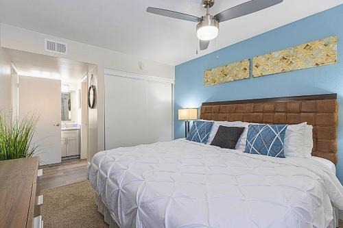 Paradise Valley Village Apartamento | Relax & Splash - King Beds - Parking-Self Check In- C254