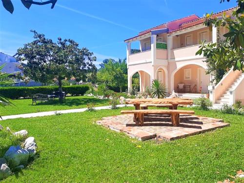 Roda Casa | Relax Studios Corfu
