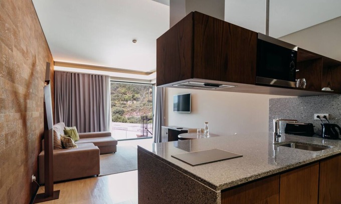 Balocas Casa | Relax & Unwind in this Amazing Location! 2 Spacious Units w/ Balcony & Kitchen