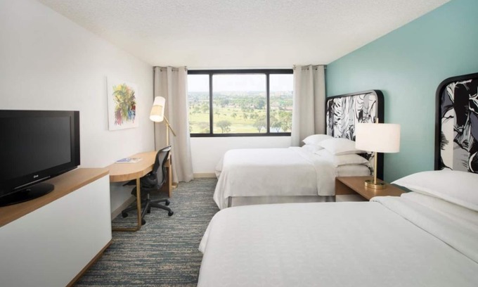 Seybold Hotel | Relax & Unwind! 4 Friendly Units Pool, Close to Miami Cruise Ship Terminals!