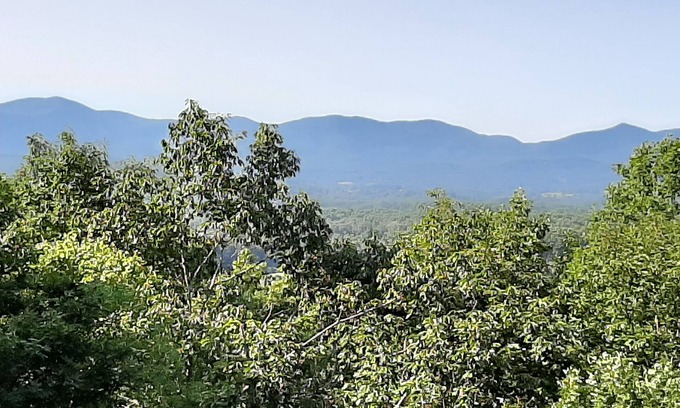 Blairsville Cabaña | RELAX, UNWIND AND RECHARGE IN THE HOT TUB AT THIS MOUNTAIN VIEW COTTAGE