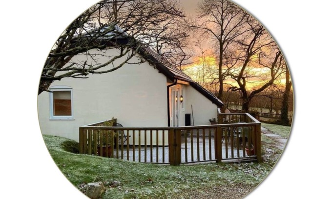 Beaworthy Casa | Relax & unwind in comfort in our beautiful pet friendly little cottage