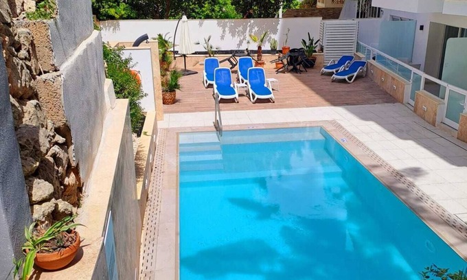 Mellieħa Heights Apartamento | Relax with the whole family at this peaceful place to stay