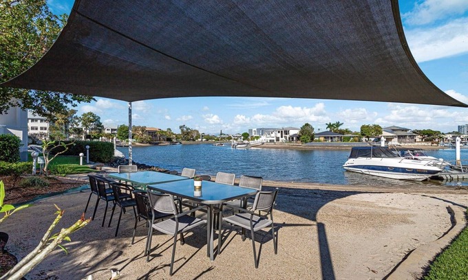 Biggera Waters Apartamento | Relaxation Awaits at Runaway Cove