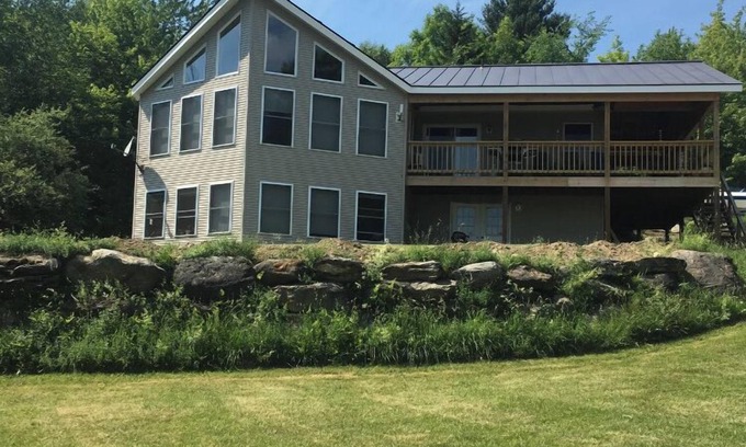 Lowell Apartamento | Relajación en las montañas. Camina, practica esquí y explora alrededor de Jay Peak