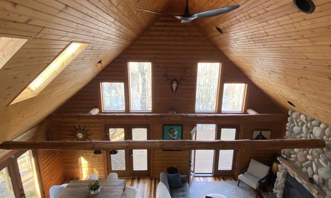 Coloma Casa | Relaxation on the River Luxury Log Cabin 3 bed 3 bath Coloma