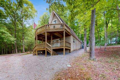 Flat Hollow Marina Casa | RelaxAwhile Cabins-HideAway Hollow
