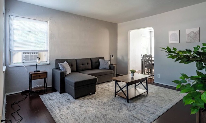 Moraine Apartamento | Peaceful 2BR Apartment w/ Office Nook + WD