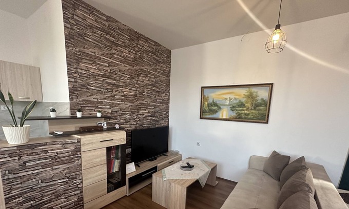 Skopje Region Apartamento | Relaxed, calm, comfy and affordable place to stay during your travels.