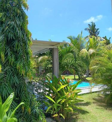 Roches Noires Villa | Relaxed Coastal Living