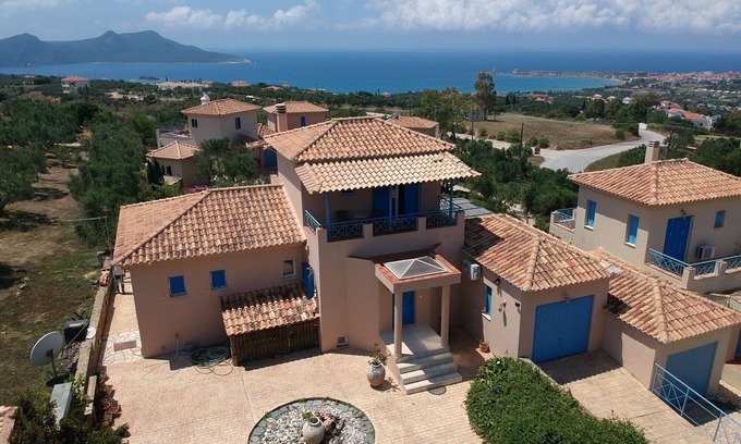 Pylos-Nestoras Casa | Finca relajada con piscina en Grecia