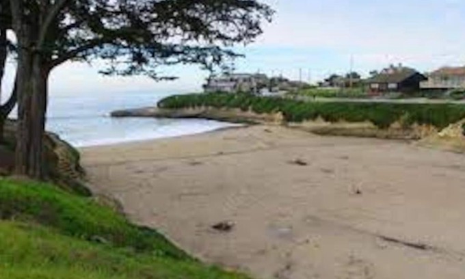 Eastside Santa Cruz Casa | Relaxing 3 bedroom Santa Cruz house, 5min to beach
