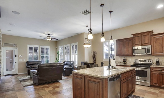 Verrado Casa | Relajante baño 3bed 2 bien equipado y diseñado casa en el corazón de Verrado