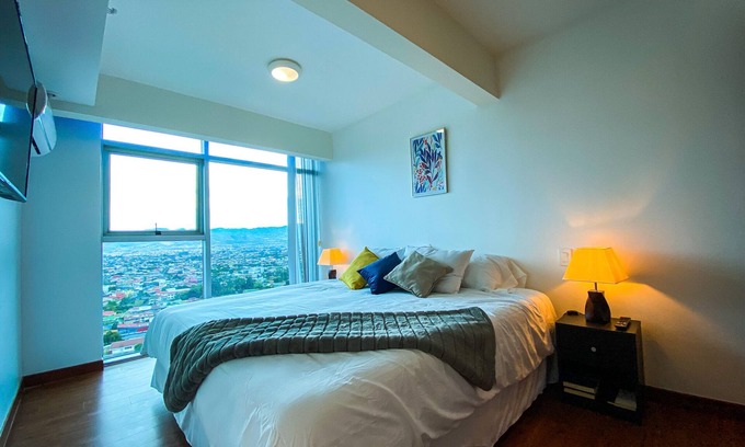 Catedral Apartamento | Relaxing Apt 17th Floor w Balcony Pool A/C Wifi