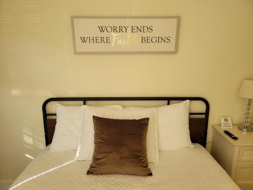 Cascade Road Casa | Relaxing, Comfortable, Private Bedroom