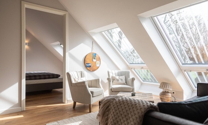 Dornum Apartamento | "Relaxing family vacation at the historic Gulfhof Dreybült on the North Sea!"