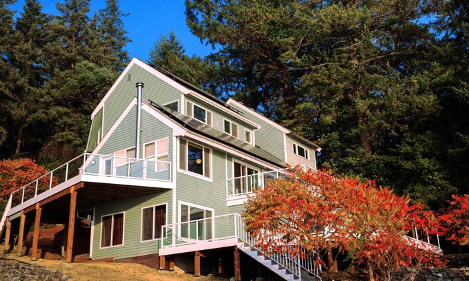 Fox Island Casa | Relaxing Fox Island Waterfront View Hideaway