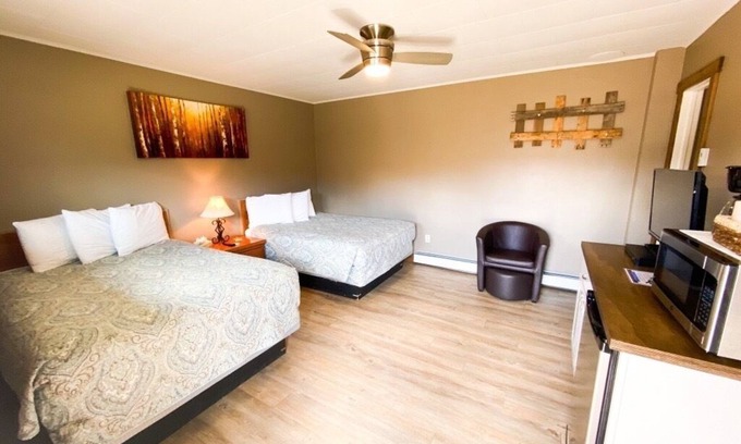 Oak Creek Apartamento | Relaxing Getaway in our Rustic at Lodges of Oak Creek!