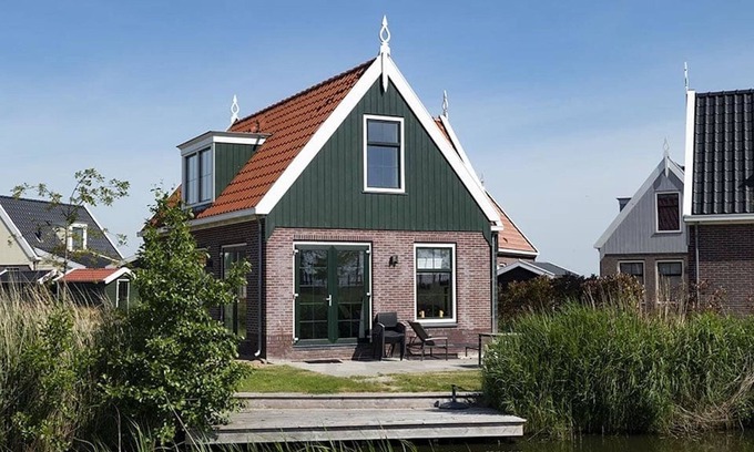 Uitdam Casa | Casa relajante con sauna en un parque vacacional
