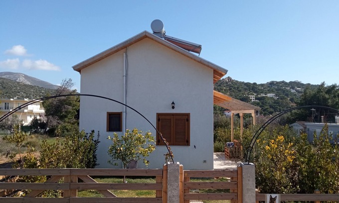 Saronikos Cabina | Relaxing House close to beach
