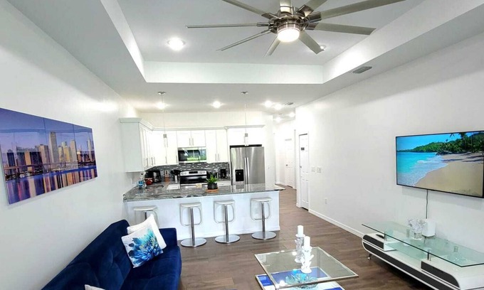 Westminister Casa | VIDA AZUL