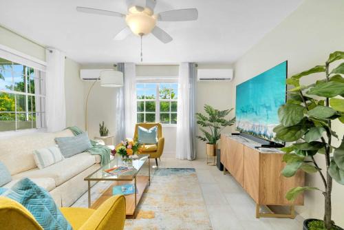 Grace Bay Casa | Relaxing Island Retreat Steps to Grace Bay Beach