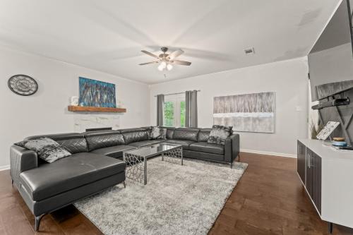 Shenandoah Casa | Relaxing Lakeview Retreat - Sleeps 6!