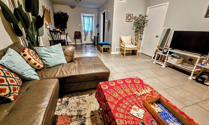 Vollintine-Evergreen Casa | ● Relaxing Memphis Hideout ● ♡ Near Downtown ♡!! - Family Friendly