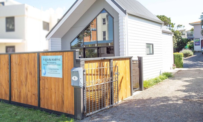 Paraparaumu Beach Cabaña | Relajante casa de campo moderna - Situado en el centro