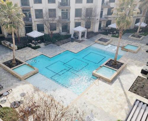 Astrodome Apartamento | Relaxing Pool View Apt Reliant Stadium/Medical Center