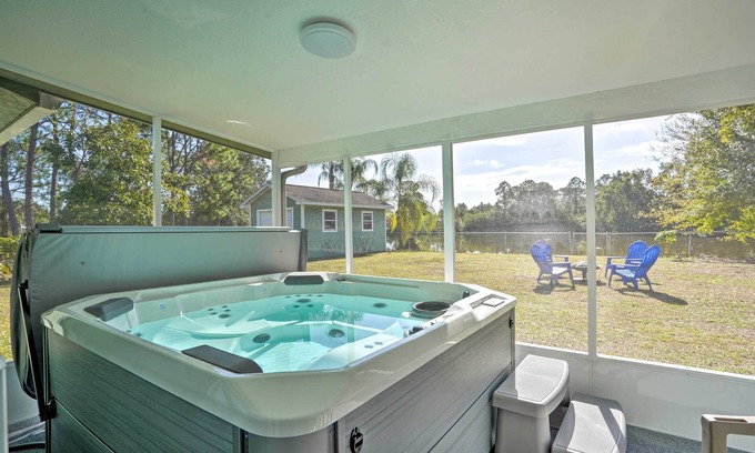Tropical Gulf Acres Casa | Relaxing Punta Gorda Getaway w/ Fire Pit!