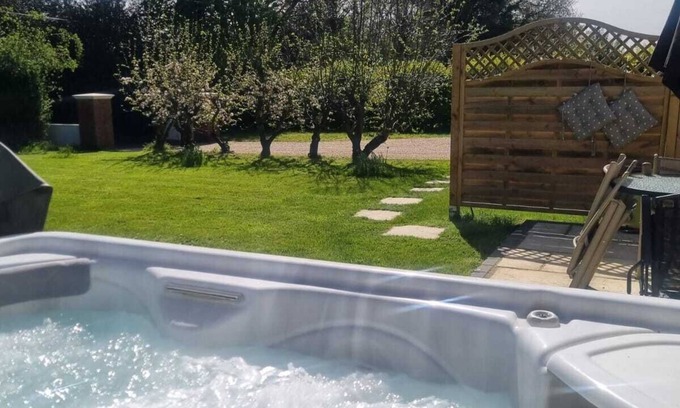 Postwick with Witton Cabaña | Relaxing retreat near the Norfolk broads.