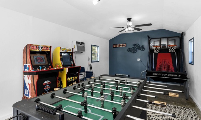 Dundee Casa | Gran casa relax: piscina, ping pong y diversión