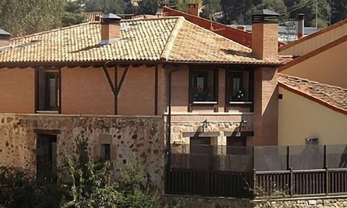 Molinos de Duero Cabaña | Relajante Casa Rural Caminos de Machado con vistas al rio - para 10 personas