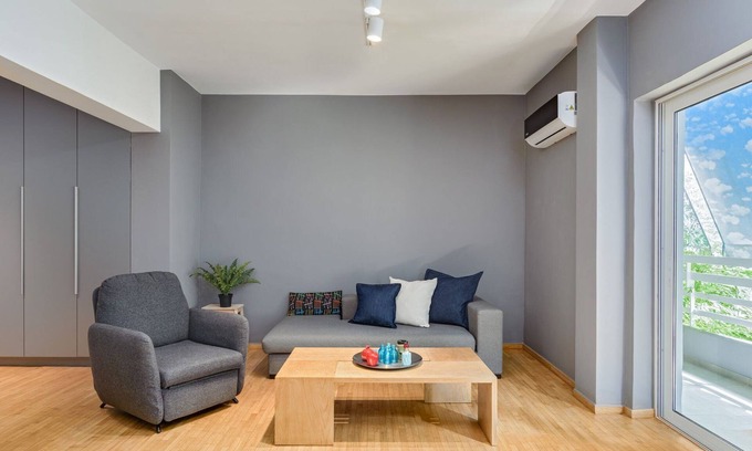 Koukaki Villa | Remarkable Athens Apartment | 1 Bedroom | Apartment Koukei | Balcony | Koukaki | Acropolis