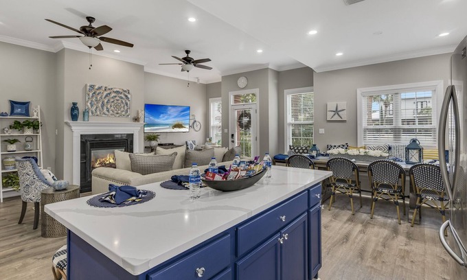 Emerald Waters Village Casa | Remodeled Beach Home | Private Hot Tub | Two Pools | Bikes | Gated Community