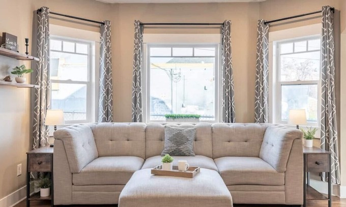 West Central Casa | Remodeled fancy European style Hottub!