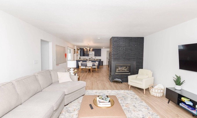 Fargo Casa | Remodeled Townhome in Central Fargo