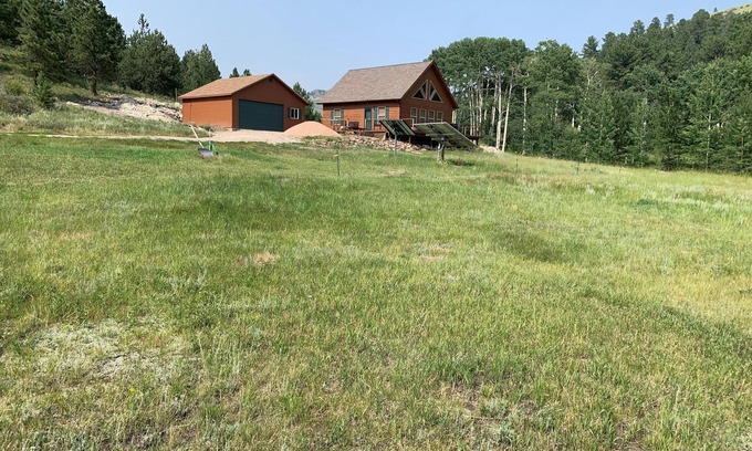 Cotopaxi Cabina | Remote off-grid cabin. Comfortable modern interior on 60 acres.