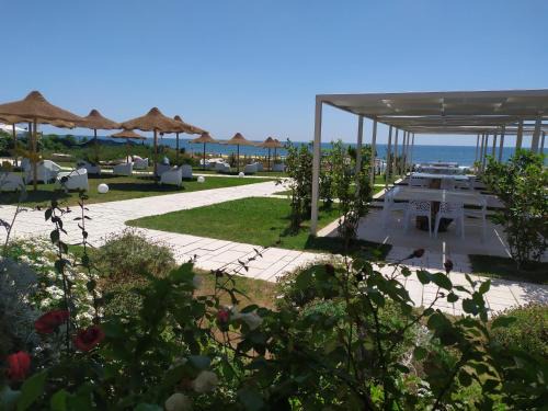 Mondragone Complejo | Rena Resort