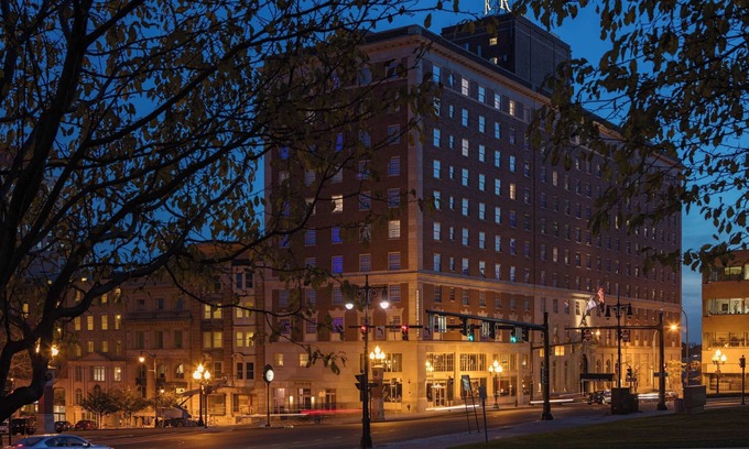 Downtown Albany Hotel | Renaissance Albany Hotel