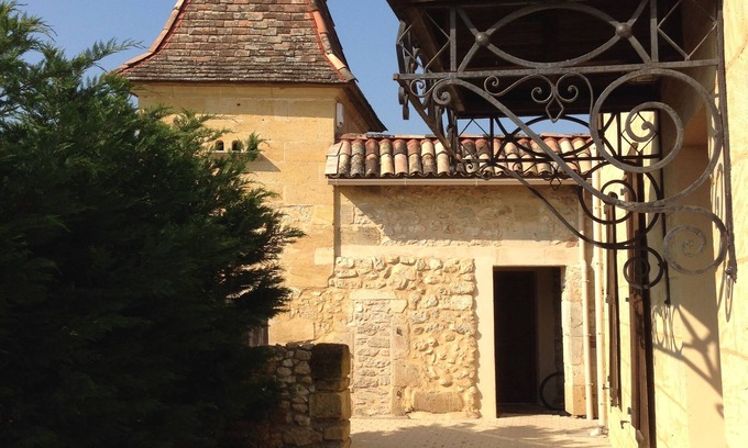 Flaujagues Casa | Renaissance Villa