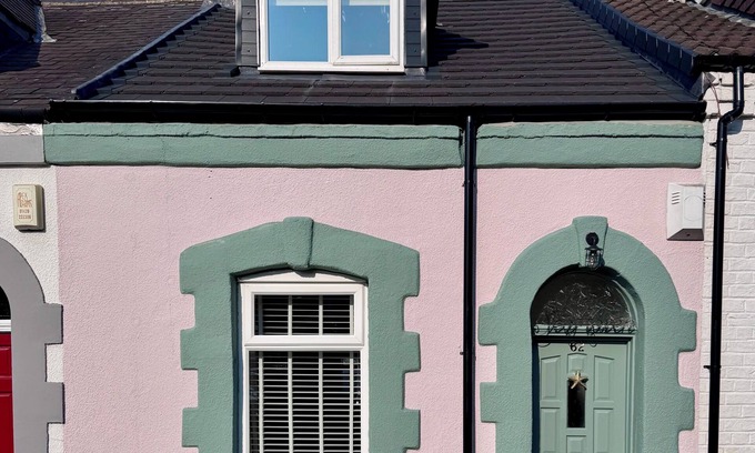 Cullercoats Casa | Rena’s Seahaven Cottage