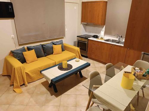 Selinia Casa | Renatta's Rest House