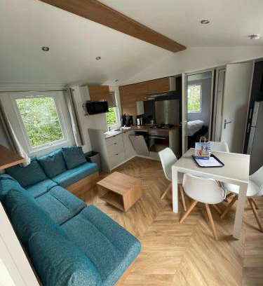 Renesse Chalet De Esquí | Renesse Chalet in family friendly area