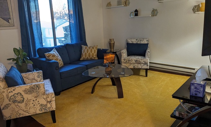 Northeast Reno Condominio | Reno Retreat: Cozy Condo in covienent location with deck!